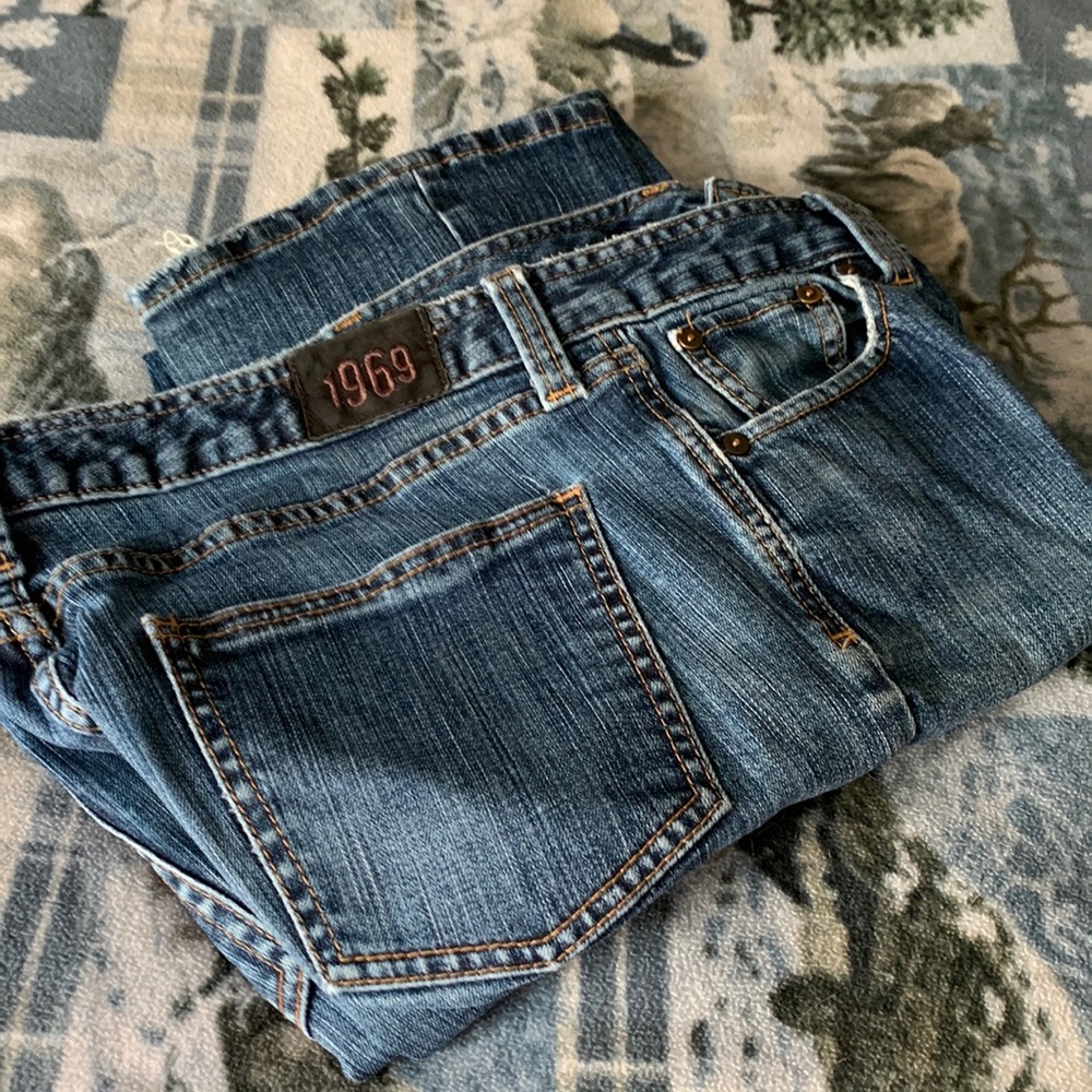 GAP 1969 jeans / size 12R / see pics for frayed cuffs